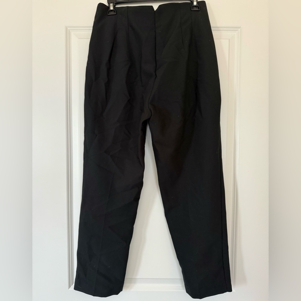 High-Waisted Pants - Picture 7 of 9